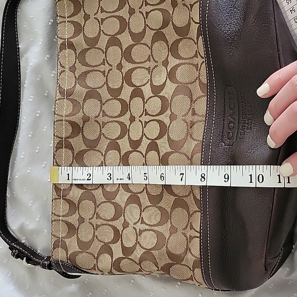 Coach Brown Shoulder Bag - Picture 17 of 17